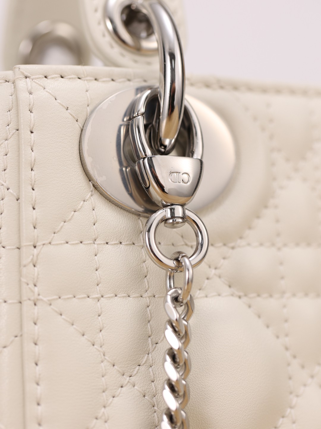 Shebag Super quality Lady Dior Snow White bag(Oct 2025 updated)-Best Quality Fake designer Bag Review, Replica designer bag ru
