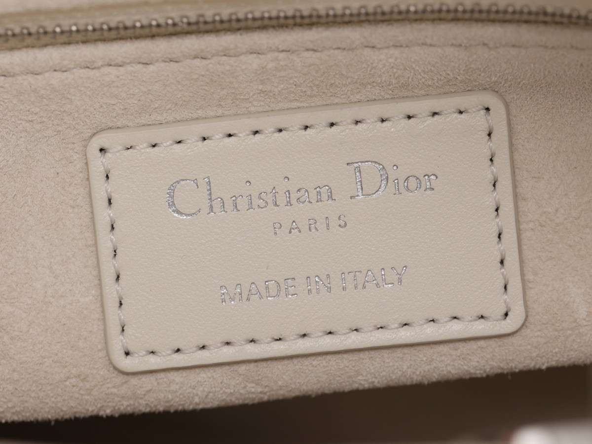Shebag Super quality Lady Dior Snow White bag(Oct 2025 updated)-Best Quality Fake designer Bag Review, Replica designer bag ru