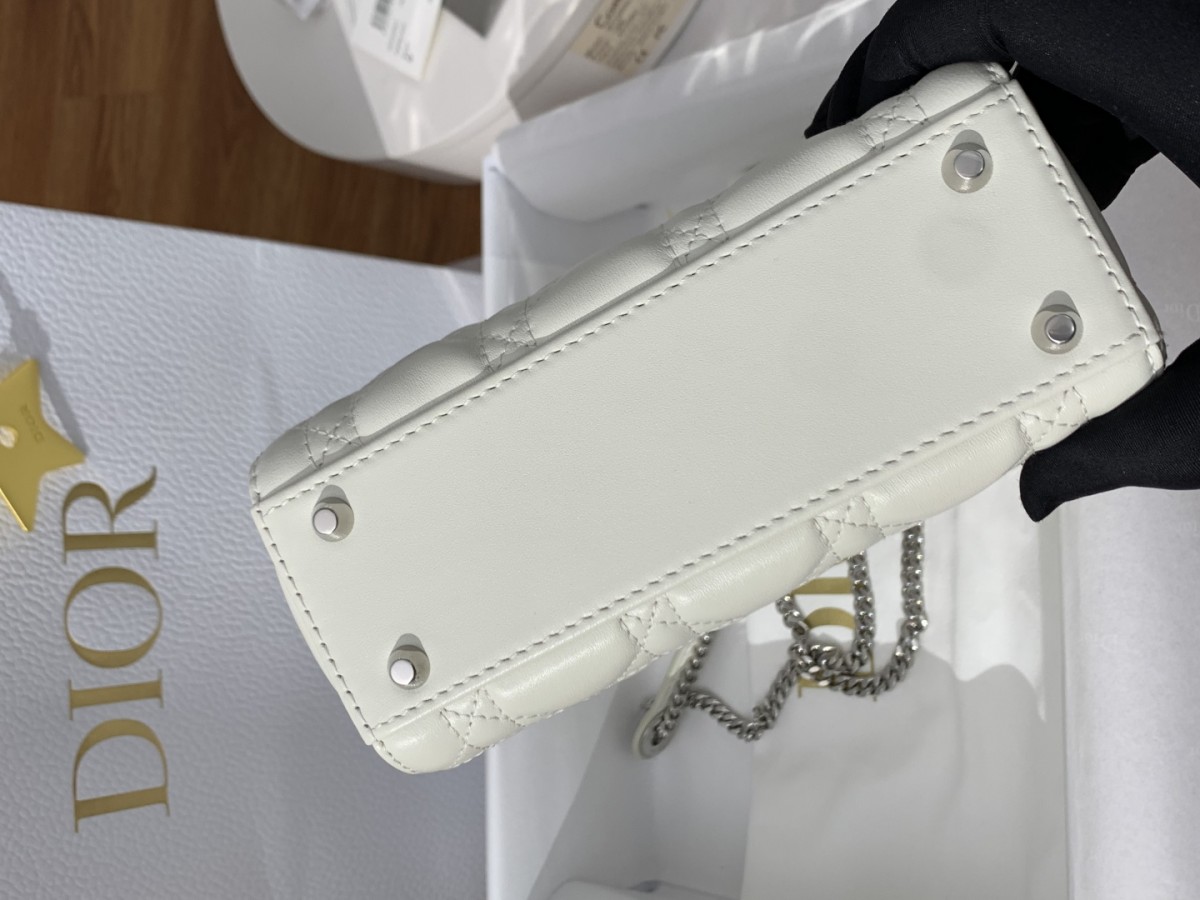 Shebag Super quality Lady Dior Snow White bag(Oct 2025 updated)-Best Quality Fake designer Bag Review, Replica designer bag ru