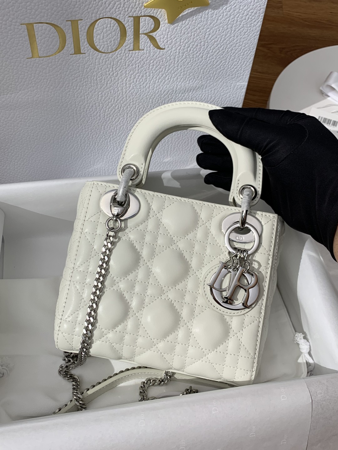 Shebag Super quality Lady Dior Snow White bag(Oct 2025 updated)-Best Quality Fake designer Bag Review, Replica designer bag ru