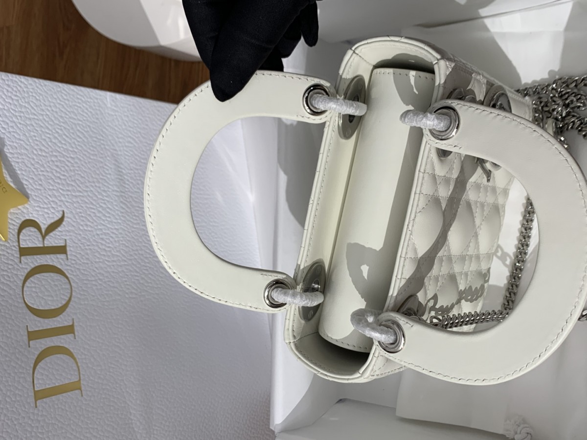 Shebag Super quality Lady Dior Snow White bag(Oct 2025 updated)-Best Quality Fake designer Bag Review, Replica designer bag ru