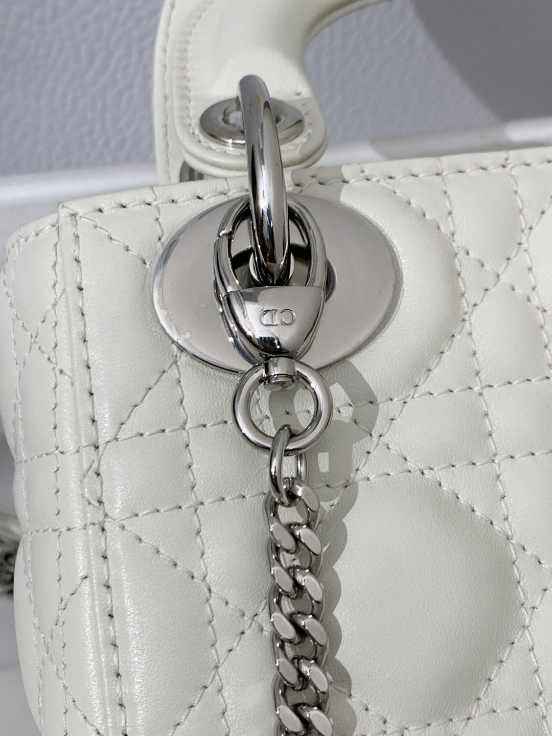Shebag Super quality Lady Dior Snow White bag(Oct 2025 updated)-Best Quality Fake designer Bag Review, Replica designer bag ru